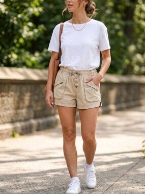 WOMEN’S UTILITY CARGO SHORTS